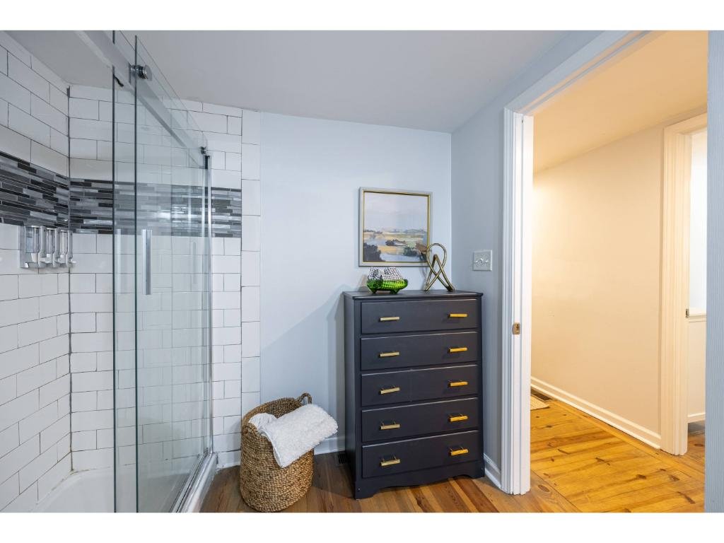 Downtown Bungalow < Less than 1.5 Miles to UGA! Vacation Rental in Georgia - RedAwning