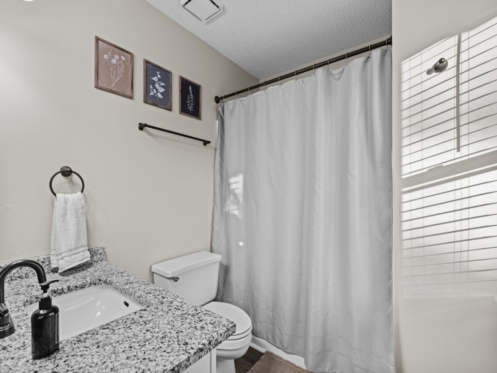 Sunwoven Townhouse Vacation Rental in Georgia - RedAwning