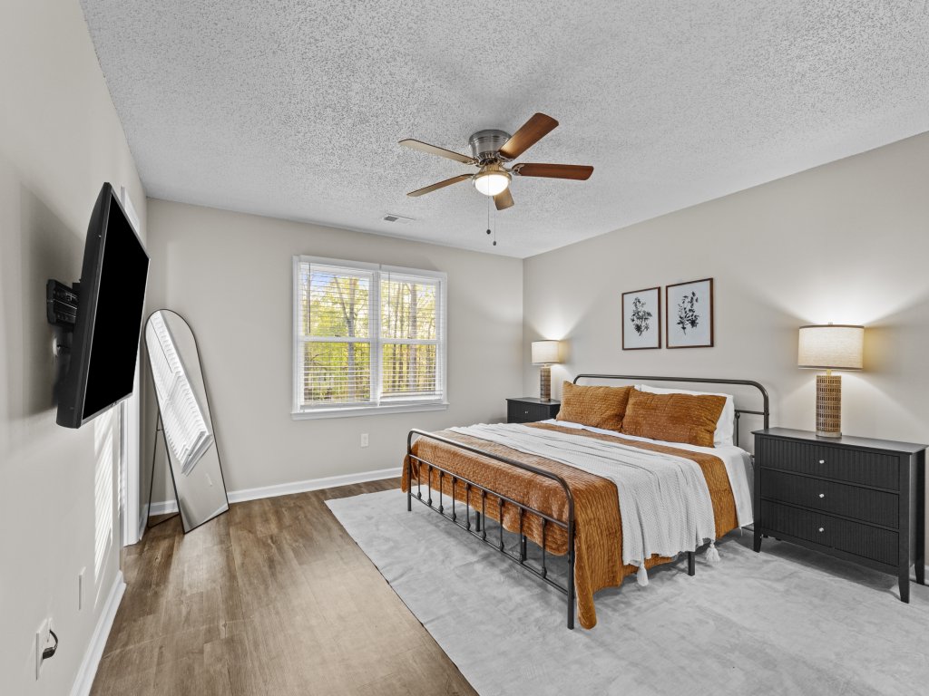 Sunwoven Townhouse Vacation Rental in Georgia - RedAwning