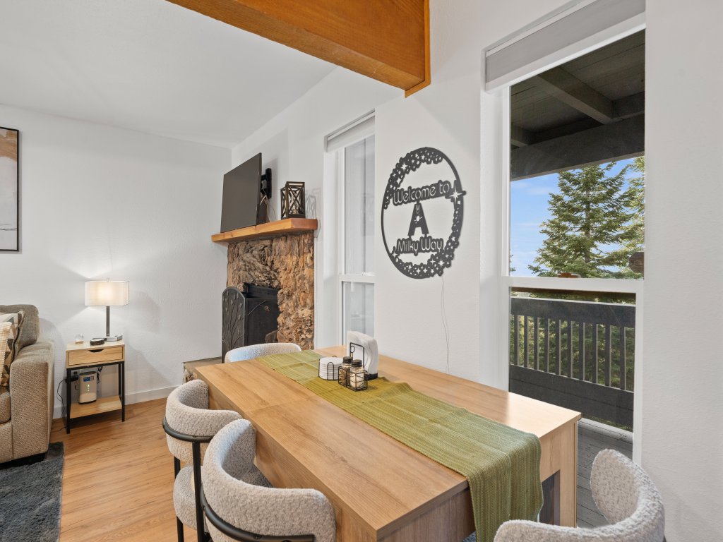 HNC0658 - Modern Alpine Escape Vacation Rental in Stateline - RedAwning