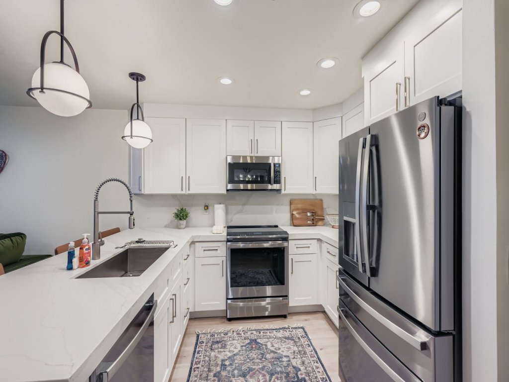 Woodside 1375 Downtown Escape Walk to Everything Vacation Rental in Park City - RedAwning