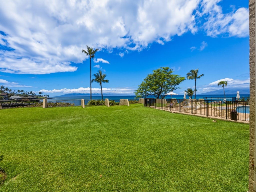 Napili Oceanfront 1BR Condo Sleeps 4 - Unit B14 Vacation Rental in Lahaina - RedAwning