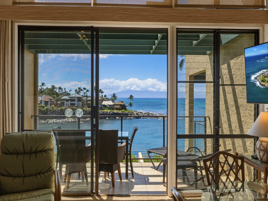 Oceanfront 2BR Loft with Sunset Views - Unit C23 Vacation Rental in Lahaina - RedAwning