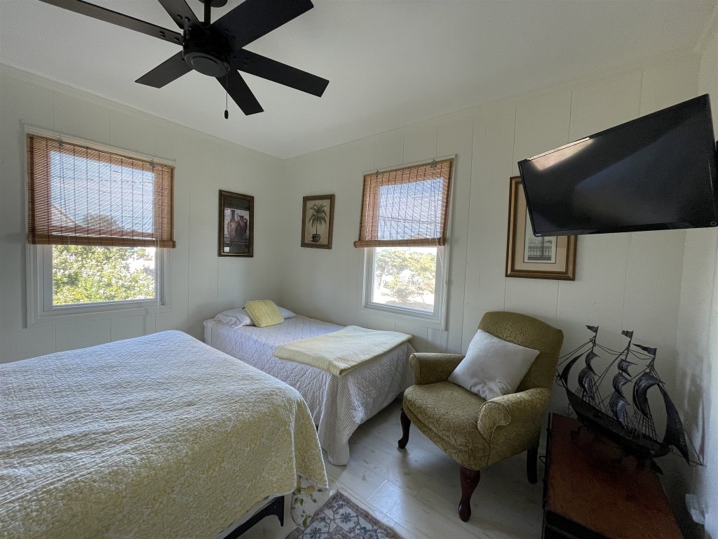OUT OF THE BLUE Vacation Rental in North Carolina - RedAwning