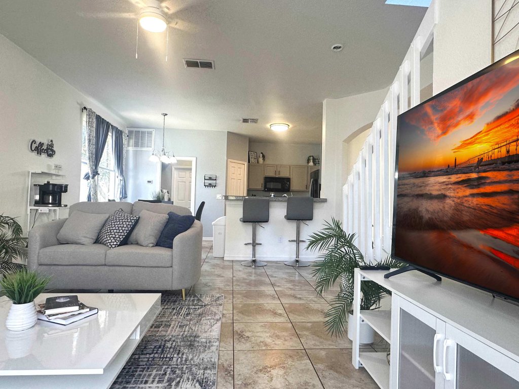 Family Villa 5 bedroom near disney world Vacation Rental in Davenport - RedAwning