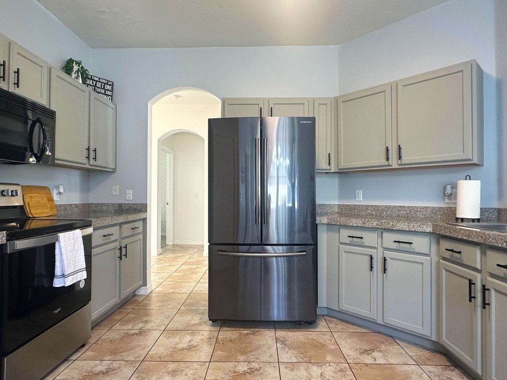 Family Villa 5 bedroom near disney world Vacation Rental in Davenport - RedAwning