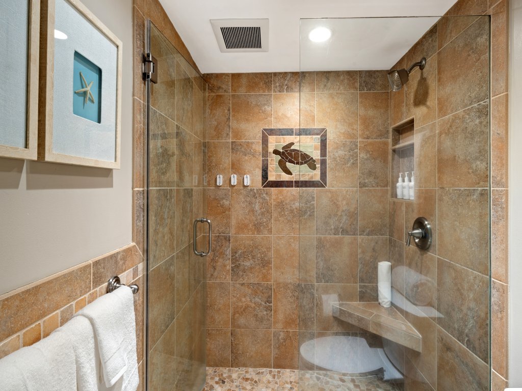 Whaler 413 OceanView Studio Condo Vacation Rental in Lahaina - RedAwning