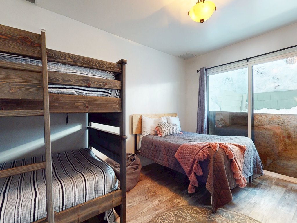 Chateau D'Oex #8 Vacation Rental in Mammoth Lakes - RedAwning
