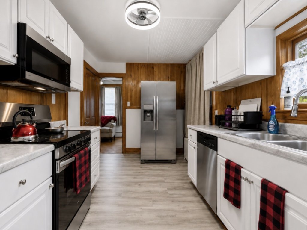 Peaceful Stay Near Downtown Johnstown Vacation Rental in Pennsylvania - RedAwning