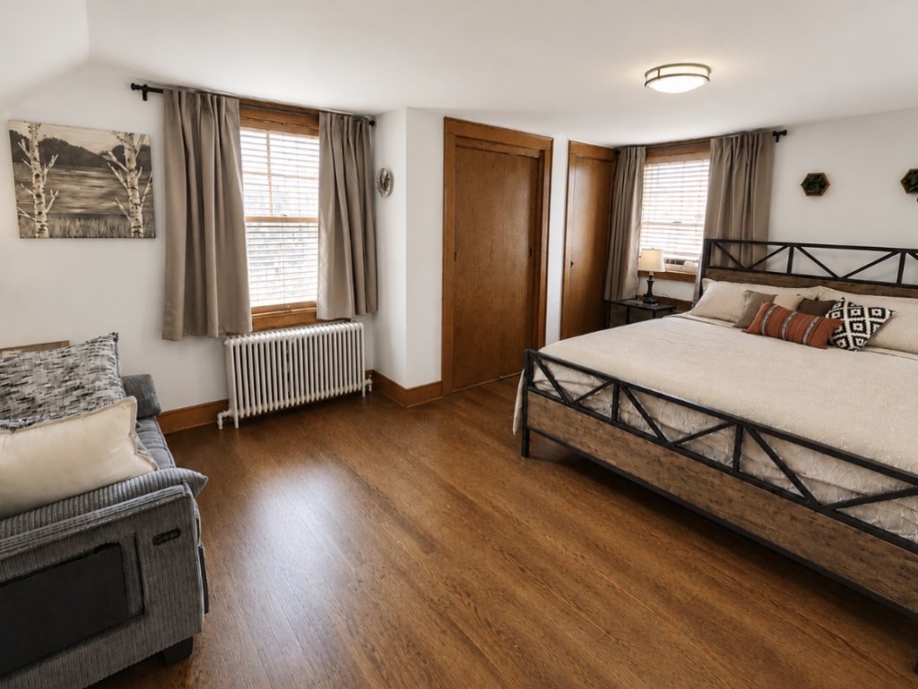 Peaceful Stay Near Downtown Johnstown Vacation Rental in Pennsylvania - RedAwning