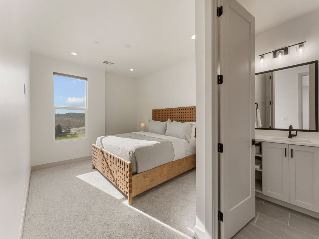 Isle 64 Vacation Rental in Utah - RedAwning
