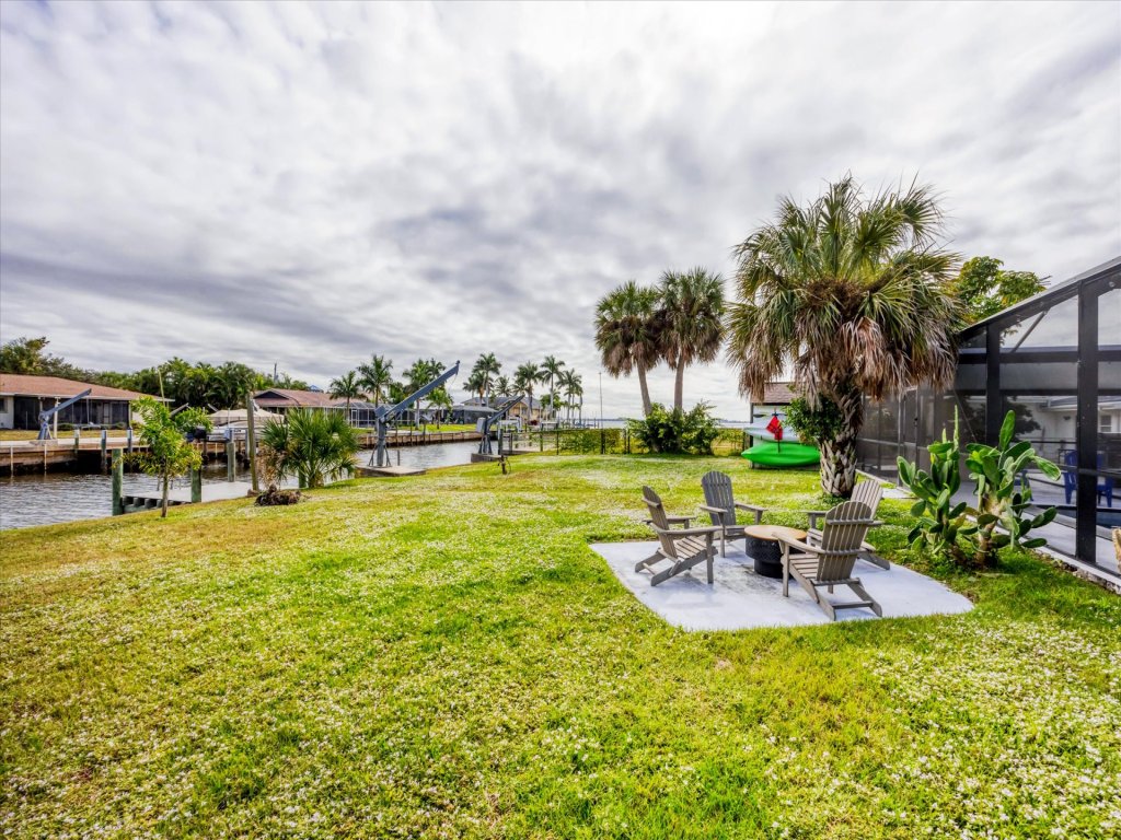 GAR4430 Vacation Rental in Port Charlotte - RedAwning