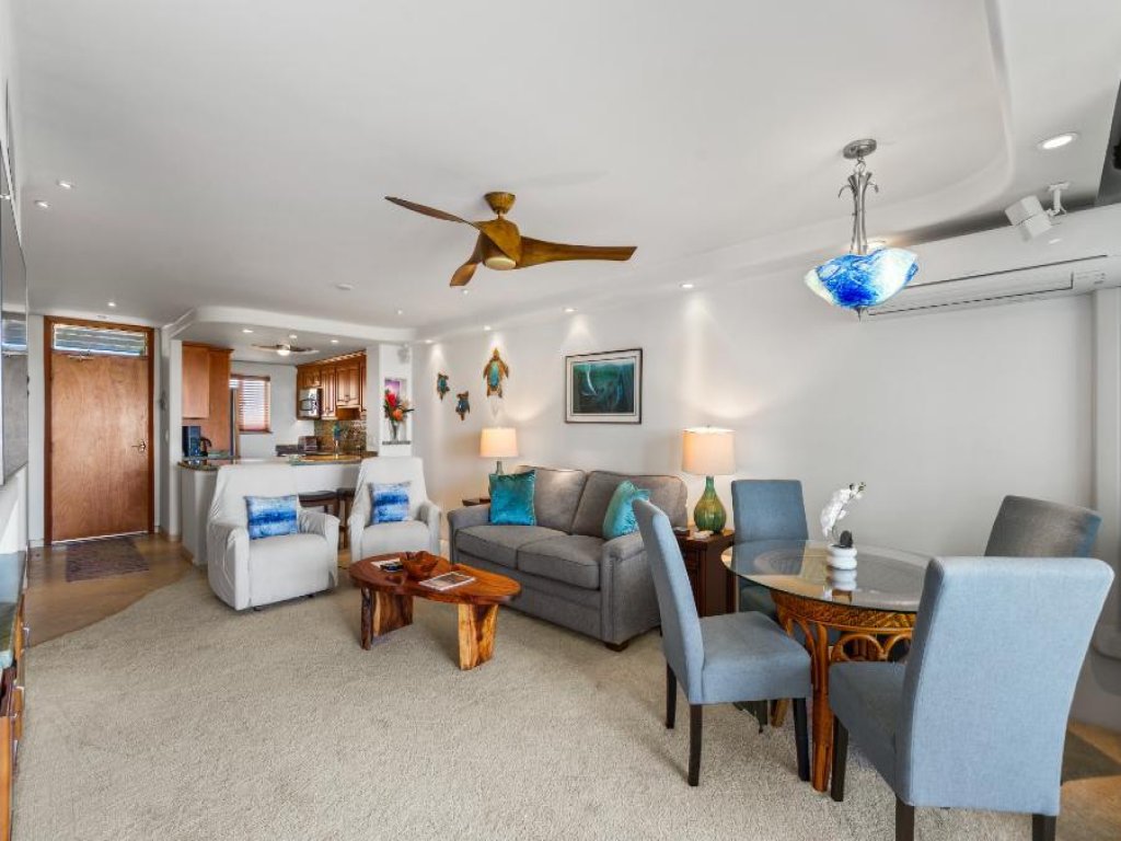 MENEHUNE SHORES, #522** Vacation Rental in Hawaii - RedAwning