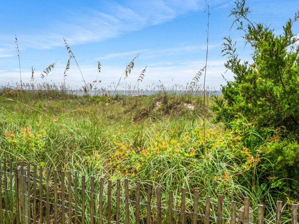Sea Cloisters 105F Vacation Rental in North Myrtle Beach - RedAwning