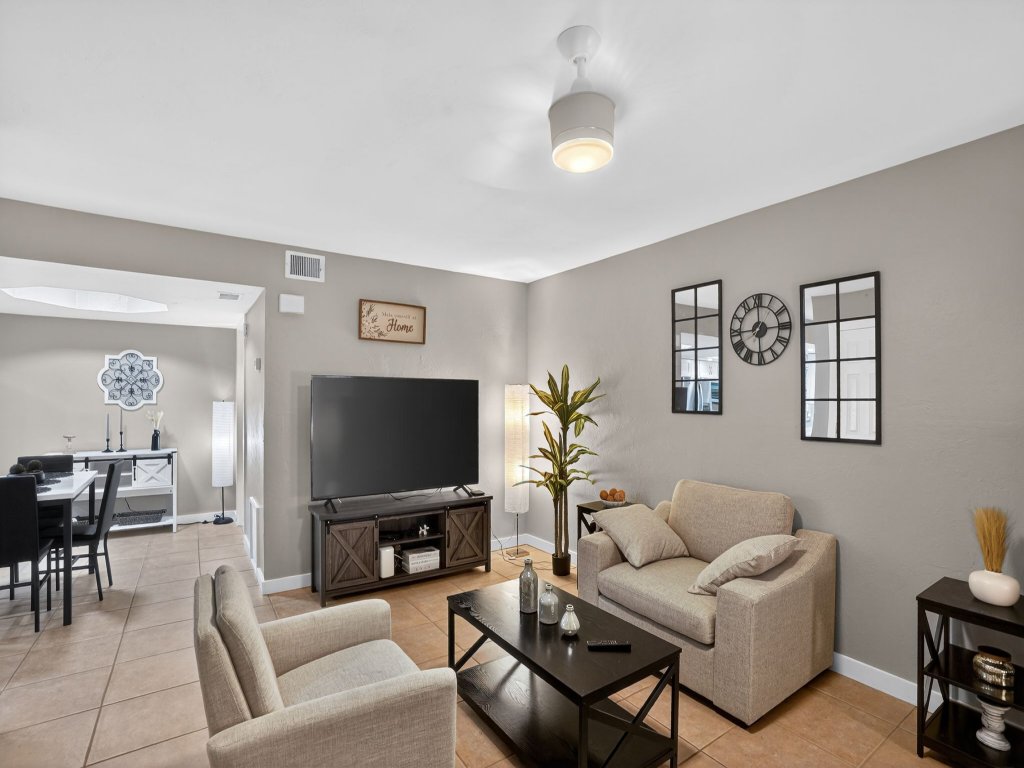 Relaxing 2BR Fort Myers Getaway Near Beaches Vacation Rental in Fort Myers - RedAwning