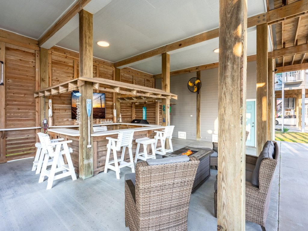 Sea Worthy Vacation Rental in Texas - RedAwning