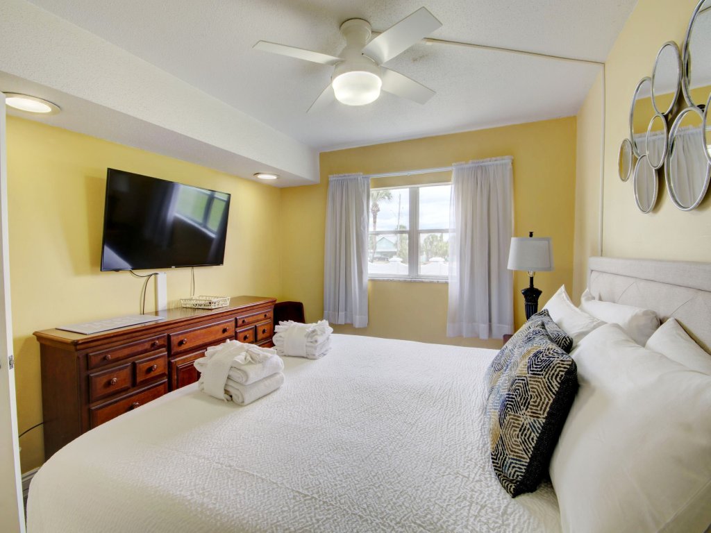 514 El Matador Vacation Rental in Fort Walton Beach - RedAwning