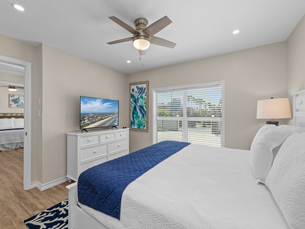 4812 Gulf Blvd Vacation Rental in South Padre Island - RedAwning