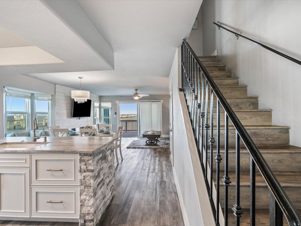 Pier Perfection K101 Vacation Rental in Rockport - RedAwning