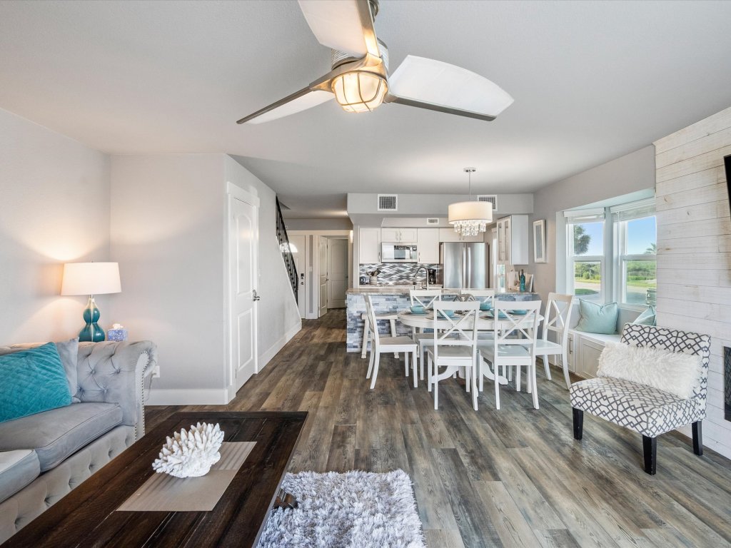 Pier Perfection K101 Vacation Rental in Rockport - RedAwning