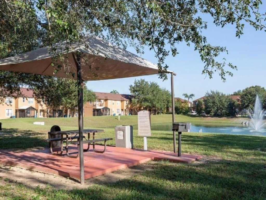 RP216BD 3B Regal Palms Townhome Vacation Rental in Davenport - RedAwning