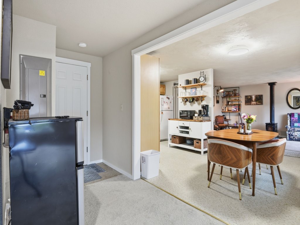 Hoops & Hygge Private Sport Court Retreat Vacation Rental in Washington - RedAwning