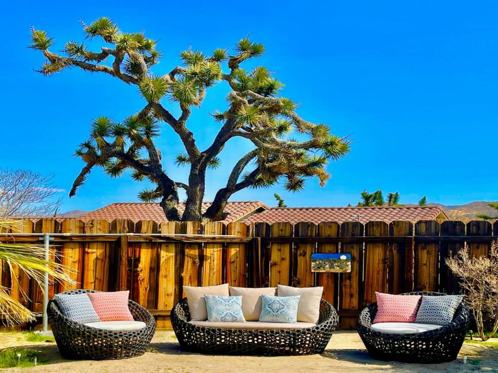 Indigo Sky Oasis - Pool, Hot Tub & Stargazing Vacation Rental in California - RedAwning