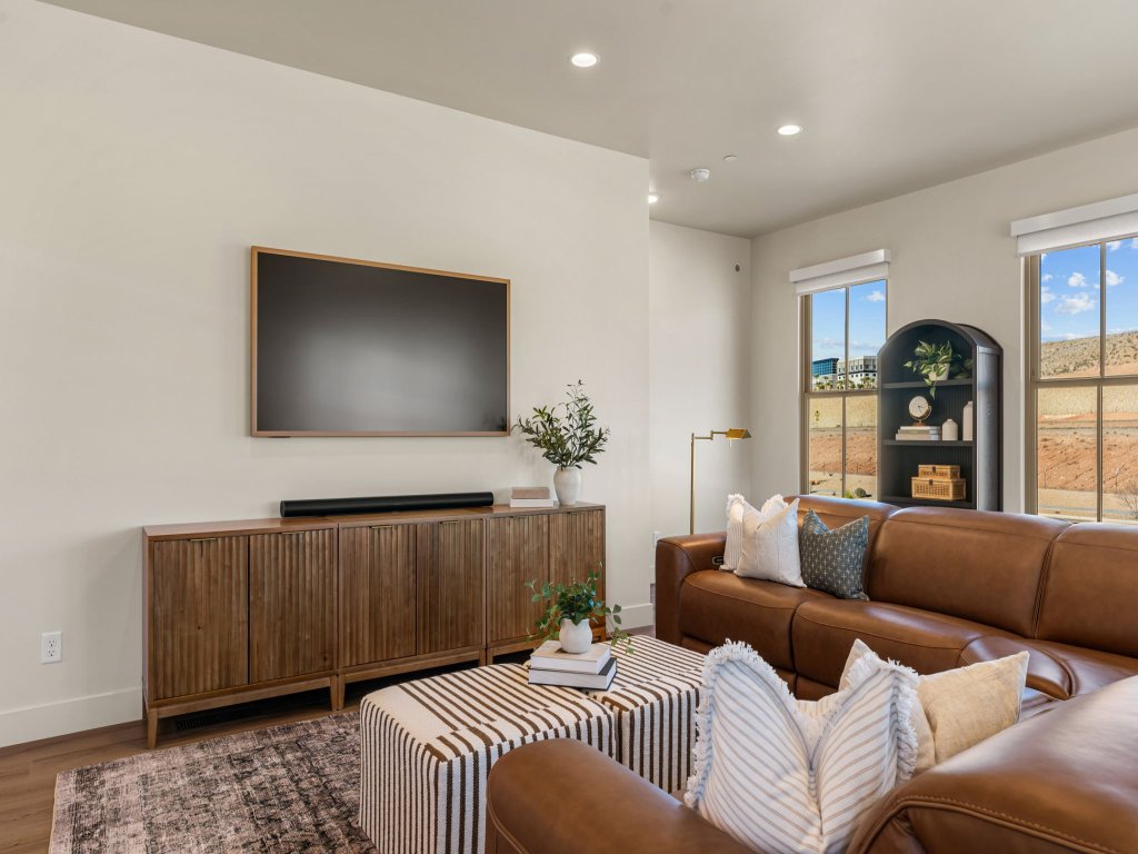 The Rad Retreat at Desert Color Vacation Rental in St. George - RedAwning