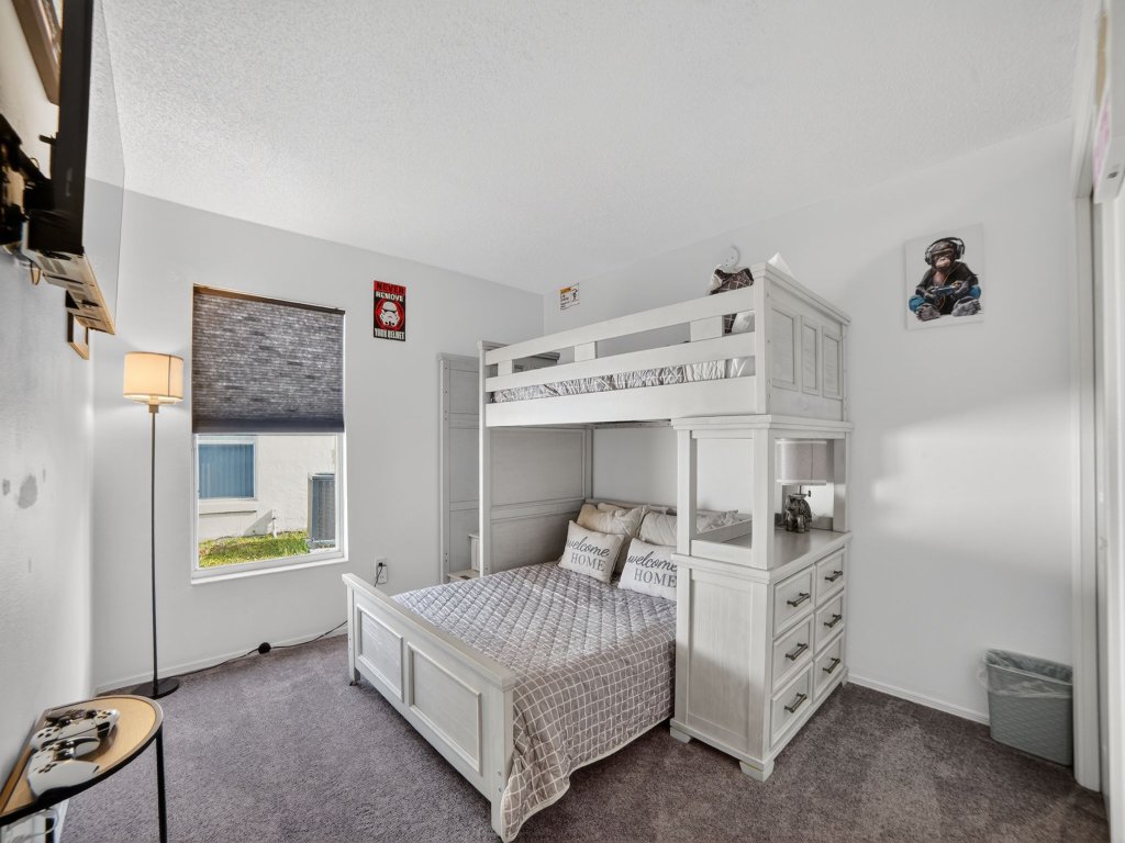 Woodland Yards, Private Escape close to Disney Vacation Rental in Kissimmee - RedAwning