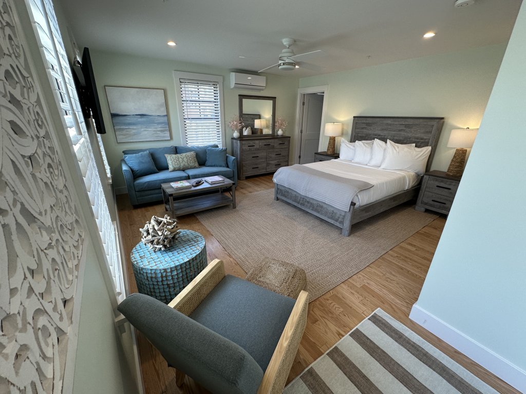 Epic Downtown Newport 6BR Whole House w/ Parking Vacation Rental in Rhode Island - RedAwning