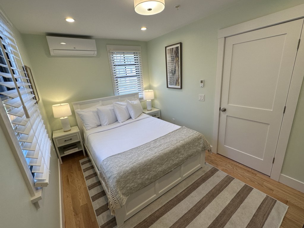 Epic Downtown Newport 6BR Whole House w/ Parking Vacation Rental in Rhode Island - RedAwning