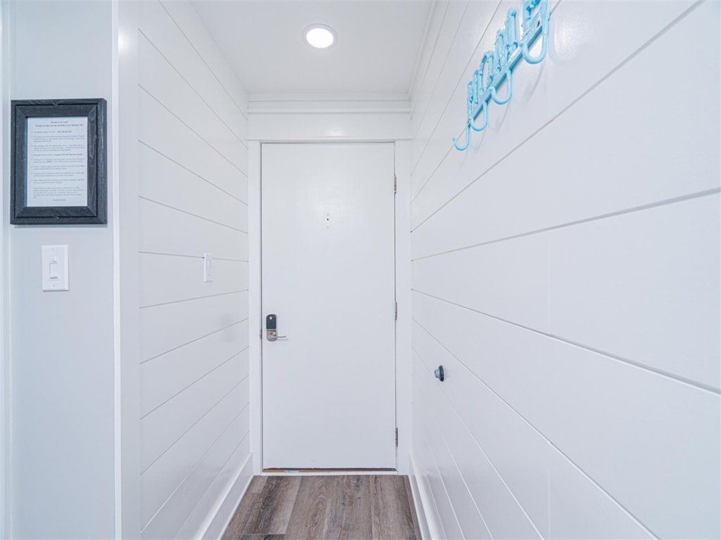 Shoreline Towers 2104 Vacation Rental in Destin - RedAwning
