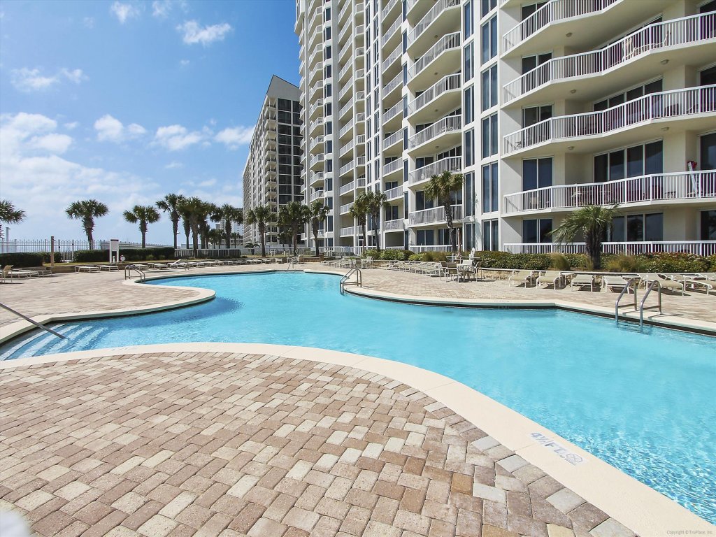 Silver Beach 0205E PH Vacation Rental in Destin - RedAwning