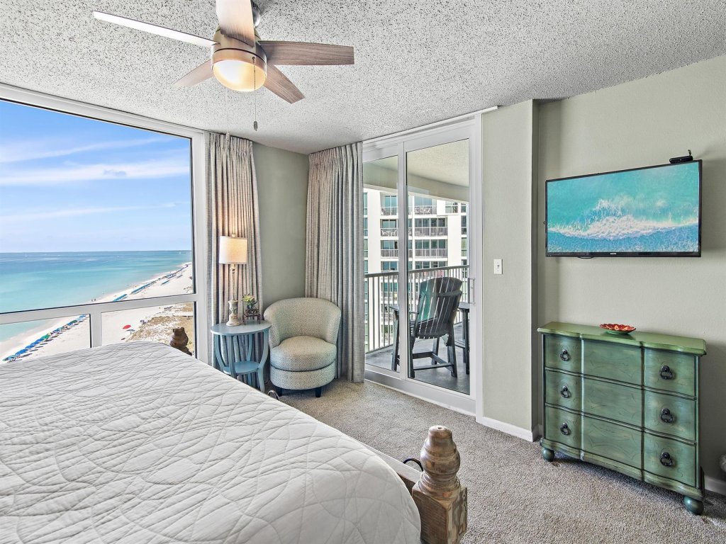 Shoreline Towers 1102 Vacation Rental in Destin - RedAwning