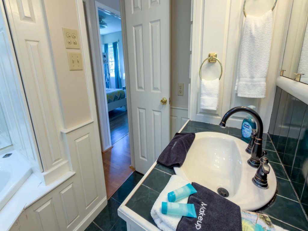 Unique 2 in 1  * BayViews * Pool Vacation Rental in South Padre Island - RedAwning