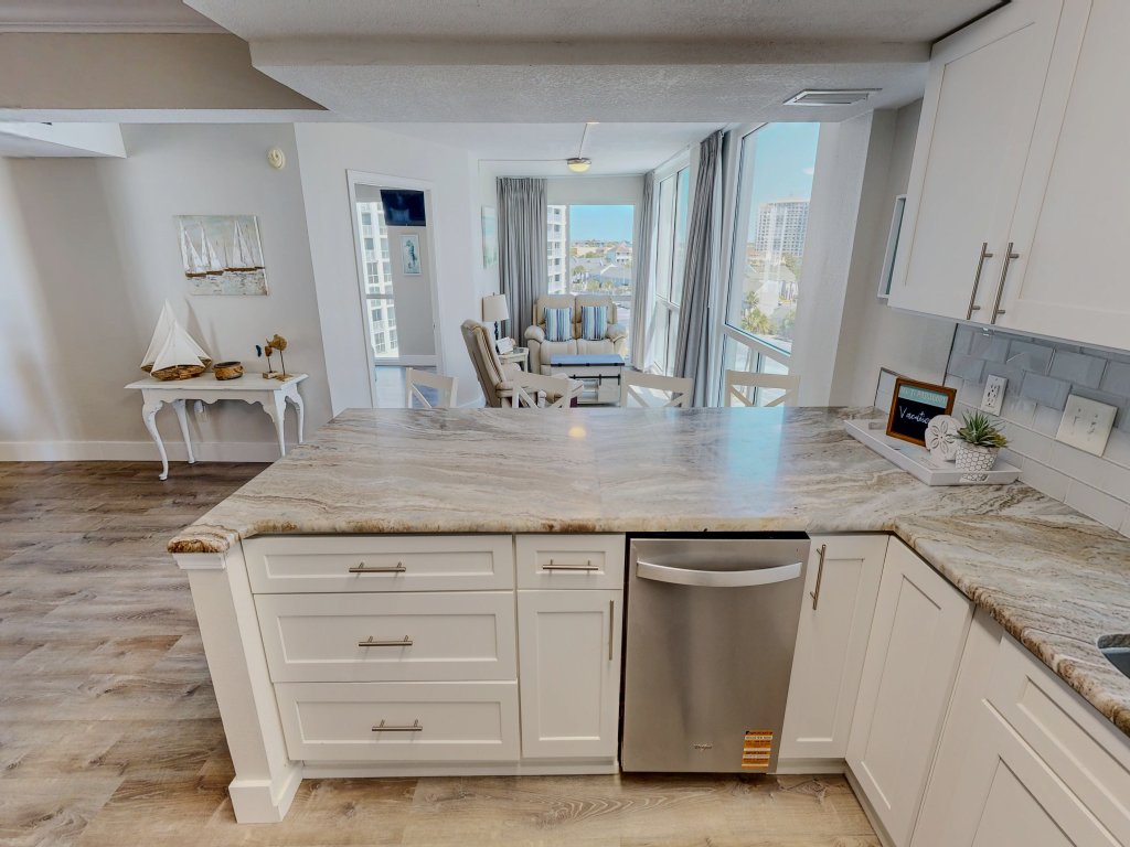 Shoreline Towers 2061 Vacation Rental in Destin - RedAwning