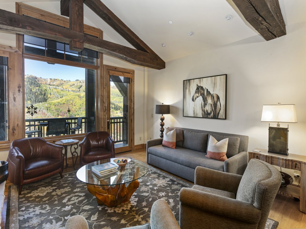 Ski-In/Ski-Out Deer Valley Escape Vacation Rental in Park City - RedAwning
