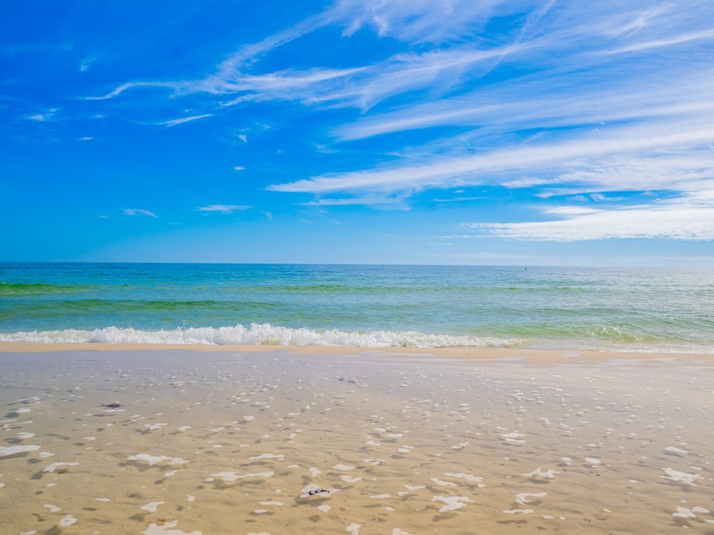 Regatta Condominiums 106B Vacation Rental in Gulf Shores - RedAwning