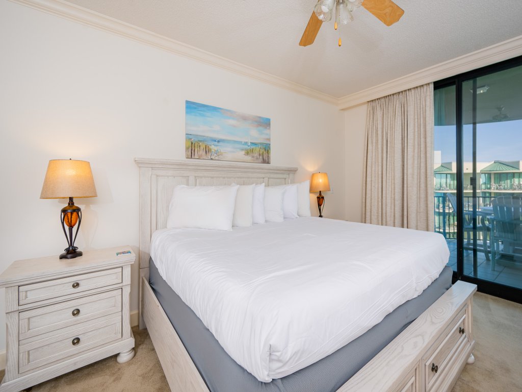 Phoenix on the Bay 1511 Vacation Rental in Orange Beach - RedAwning