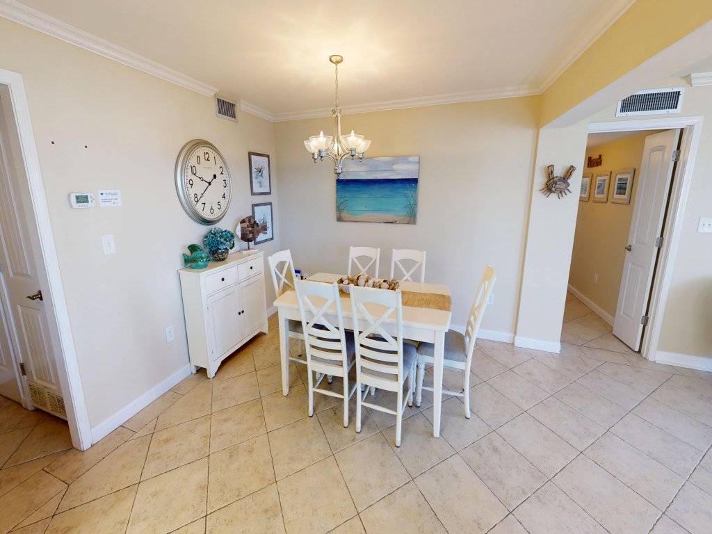 Shoreline Towers 2031 Vacation Rental in Destin - RedAwning