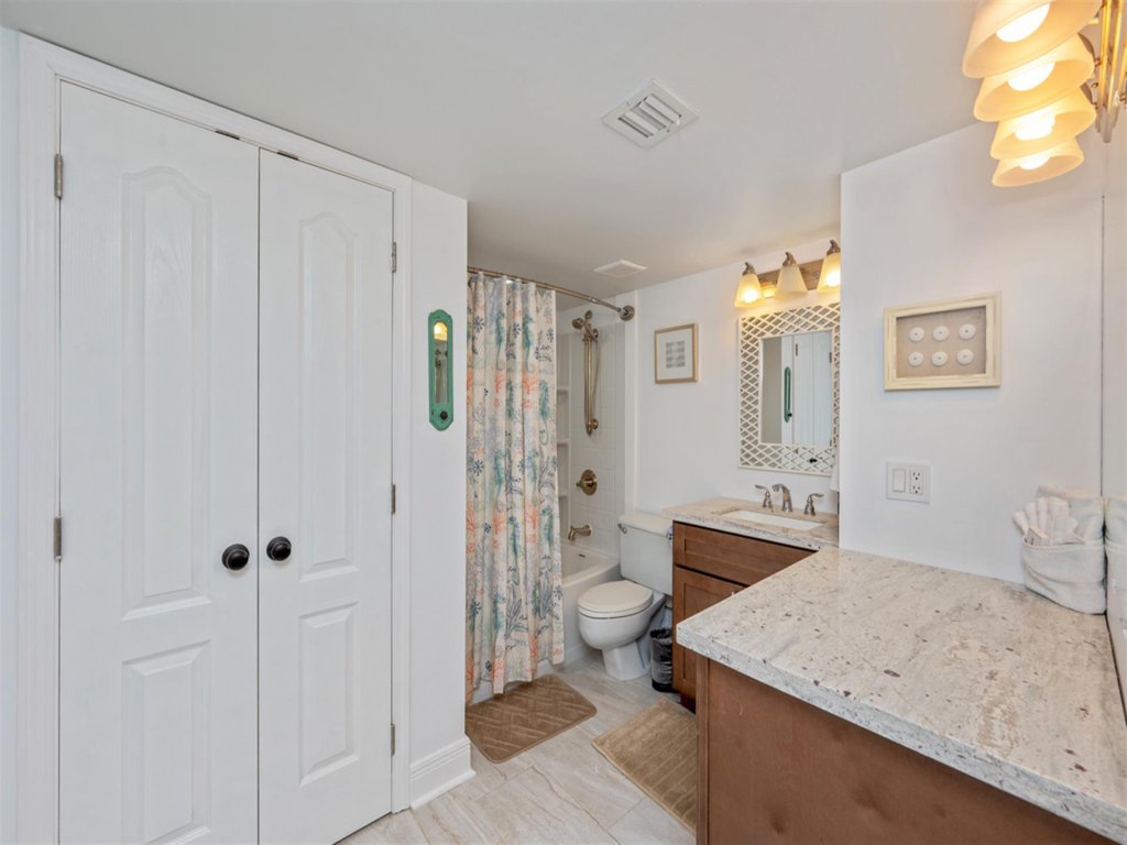 Shoreline Towers 3061 Vacation Rental in Destin - RedAwning