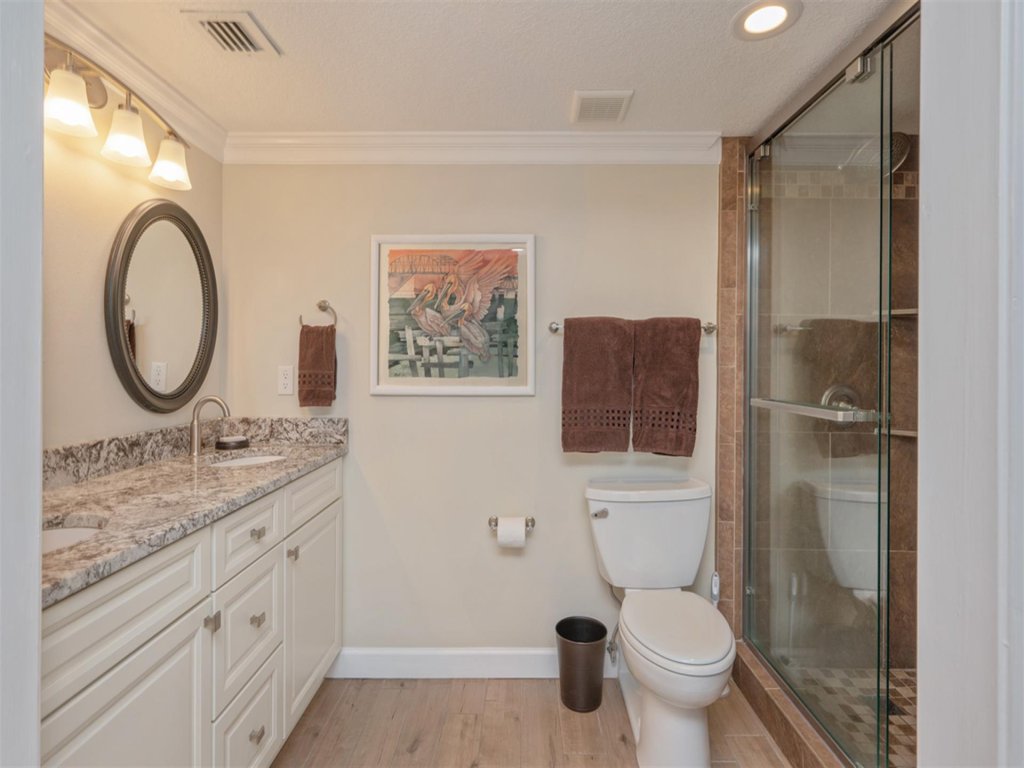 Shoreline Towers 2084 Vacation Rental in Destin - RedAwning