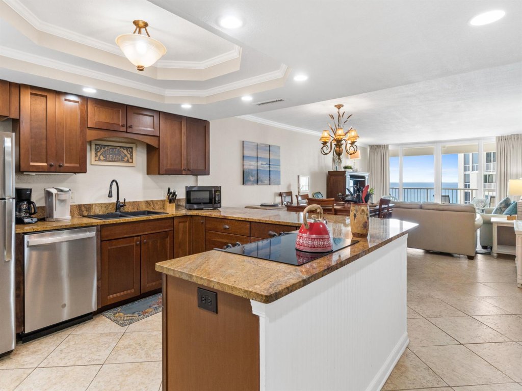 Shoreline Towers 1115 Vacation Rental in Destin - RedAwning