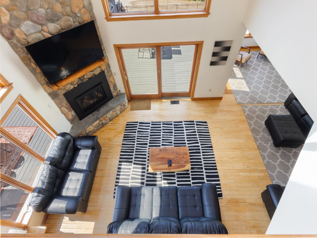 The Heights - Mountain Views, Hot Tub, Pool Vacation Rental in Maine - RedAwning