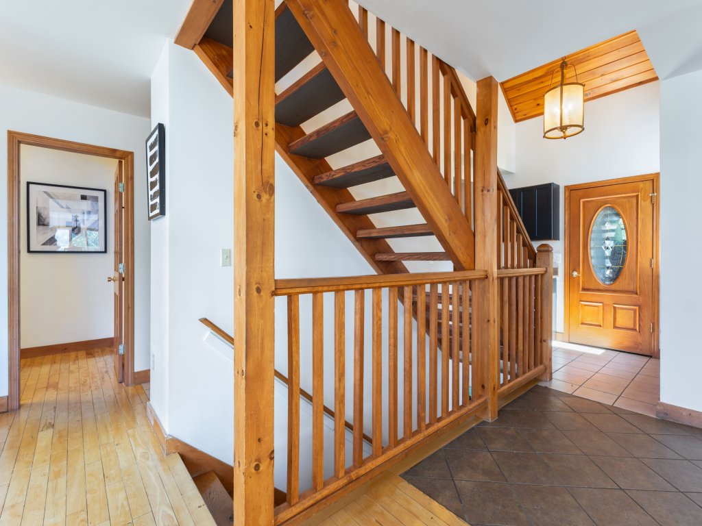 The Heights - Mountain Views, Hot Tub, Pool Vacation Rental in Maine - RedAwning