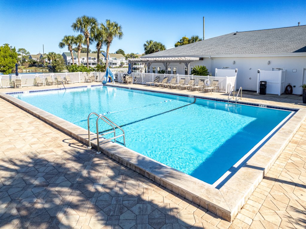 Shoreline Towers 1095 Vacation Rental in Destin - RedAwning