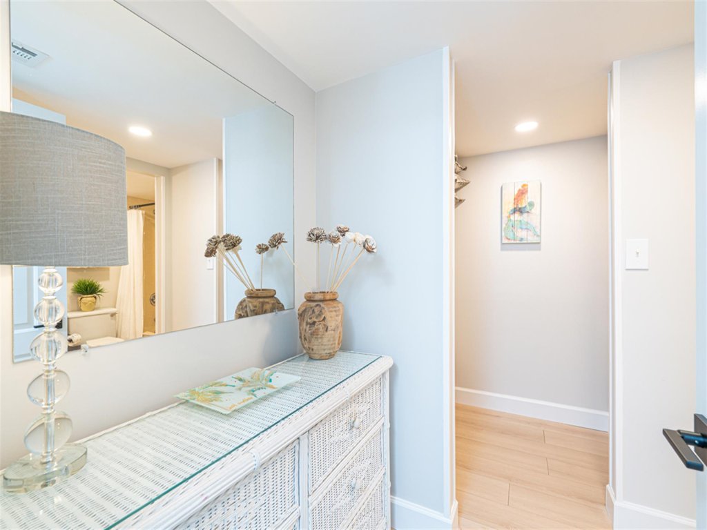 Shoreline Towers 3095 Vacation Rental in Destin - RedAwning