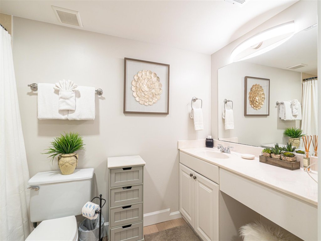 Shoreline Towers 3095 Vacation Rental in Destin - RedAwning