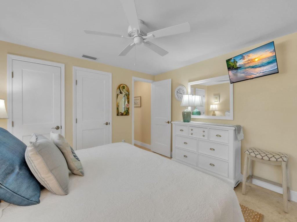 Lake by the Beach Vacation Rental in Holmes Beach - RedAwning