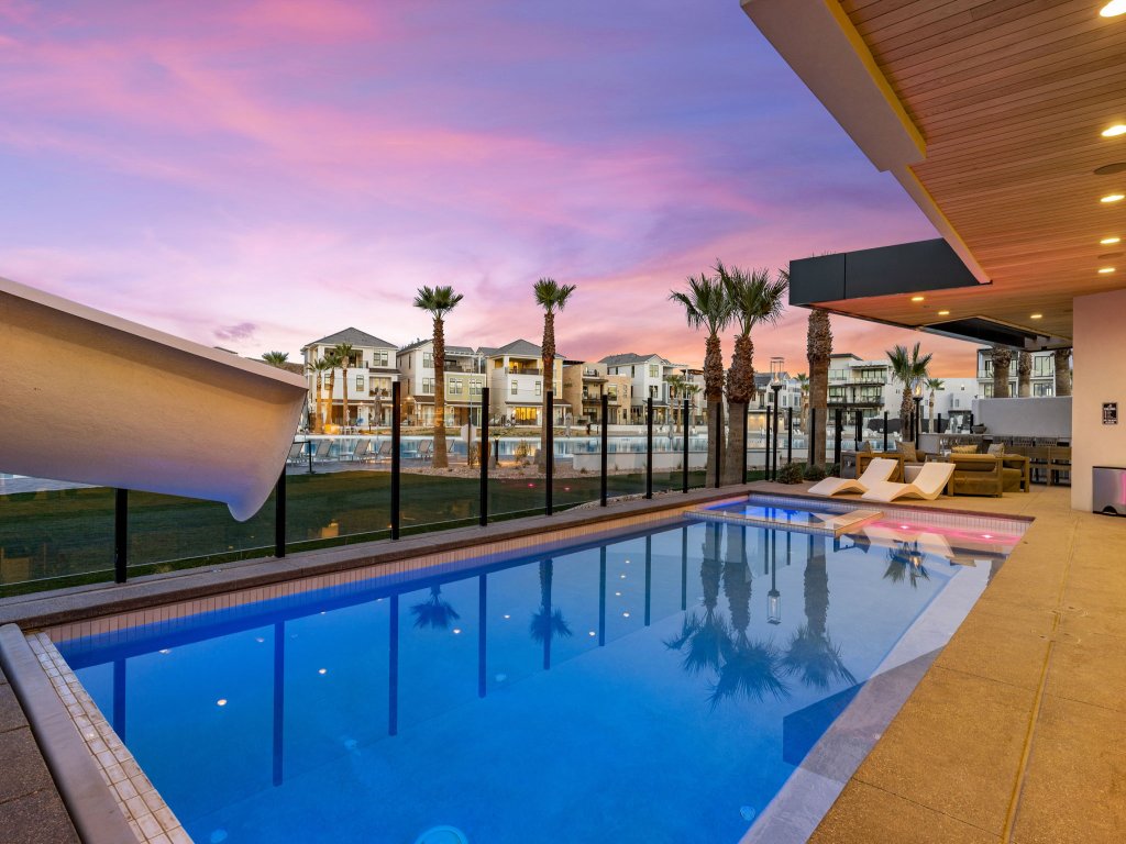 The Oasis Utah Vacation Rental in St. George - RedAwning